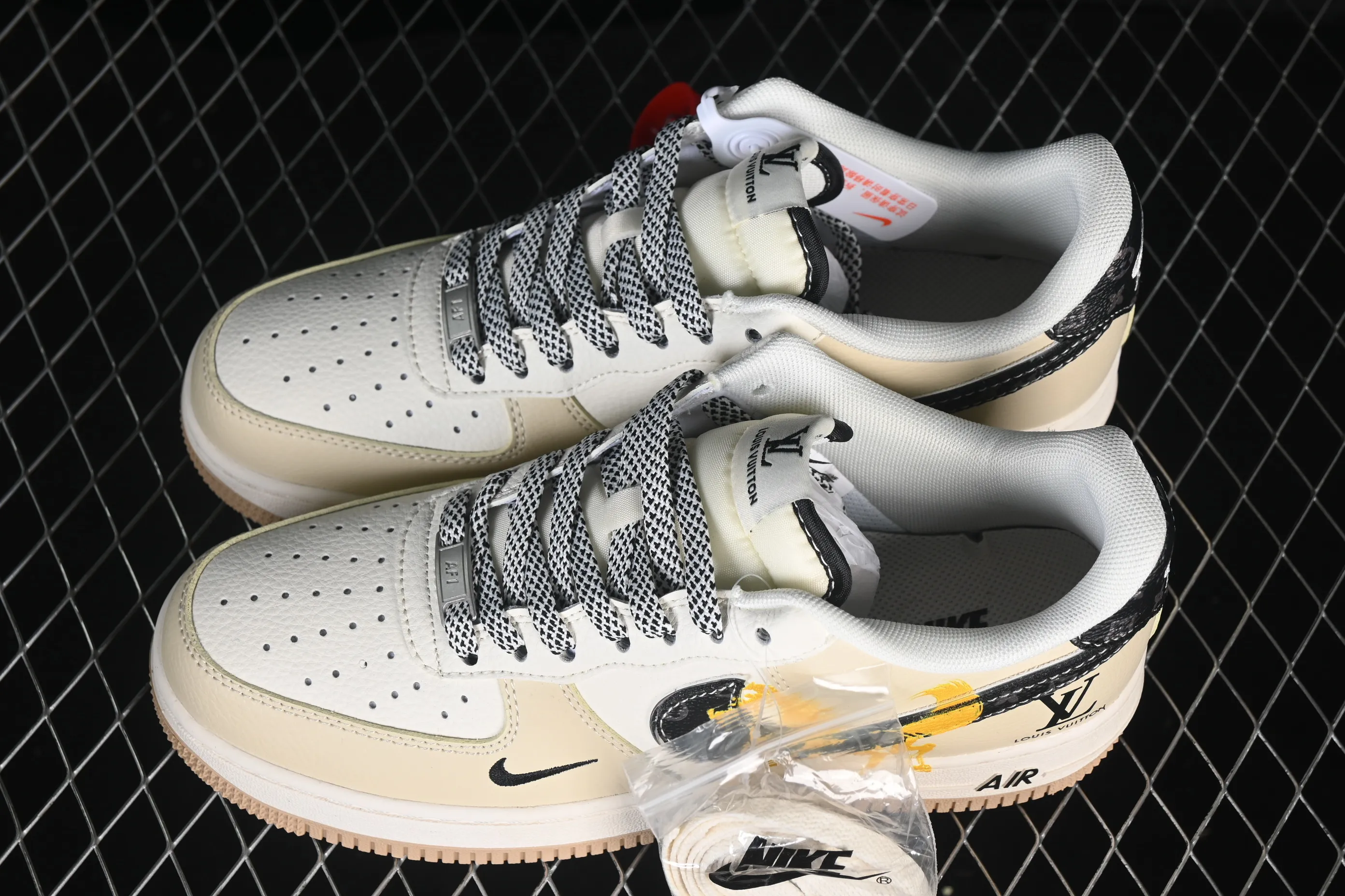 All Categories Nk Air Force 1 Air Force Series Nk Air Force 1 Low Air Force Low Nike Air Force 1'07 Low Joint Horse Galloping Air Force One Low Casual Shoes ZH2598-308
